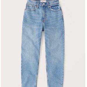 Abercrombie Mom Jeans - High Rise 80s